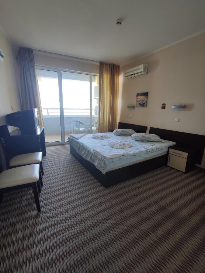 Europroperties Nikea Park Golden Sands Bagian luar foto