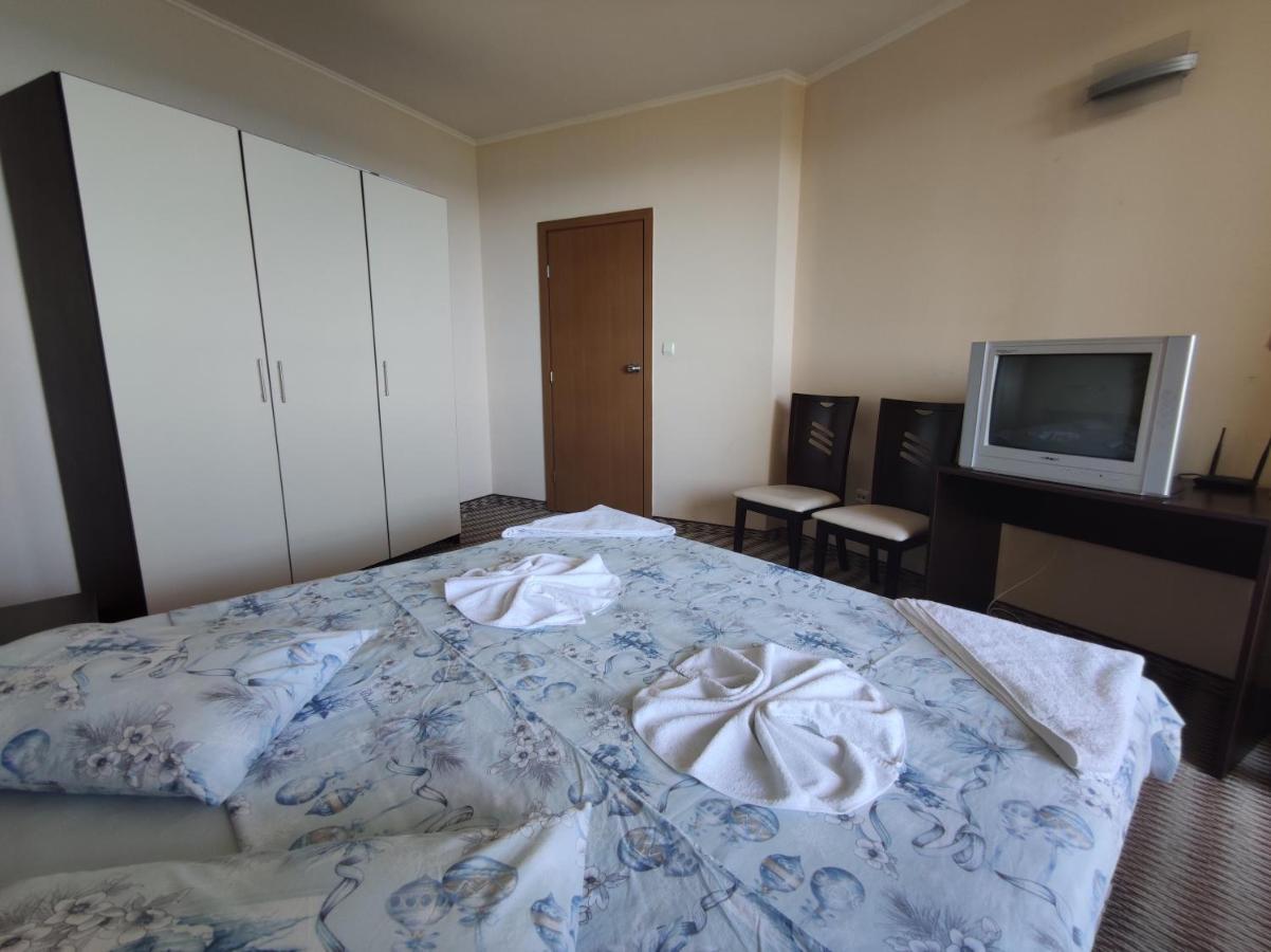Europroperties Nikea Park Golden Sands Bagian luar foto