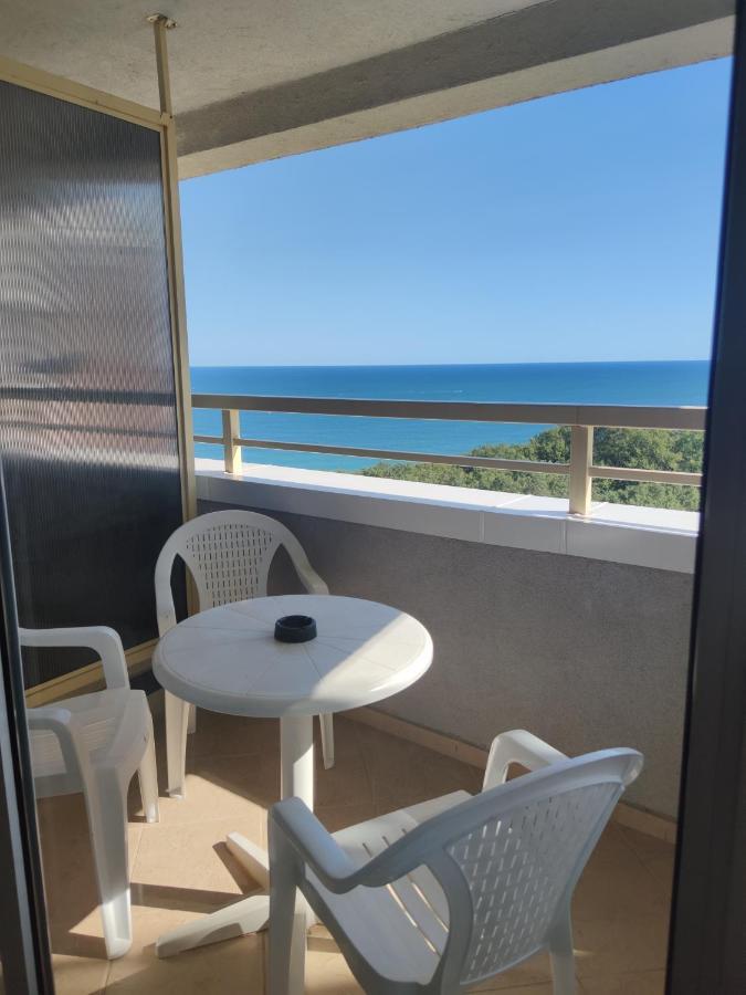 Europroperties Nikea Park Golden Sands Bagian luar foto
