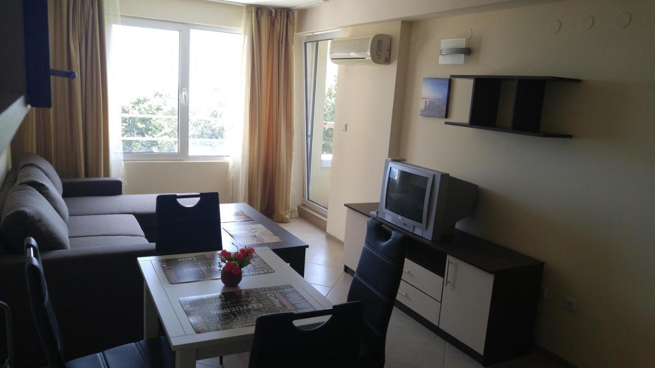 Europroperties Nikea Park Apartment Golden Sands Bagian luar foto