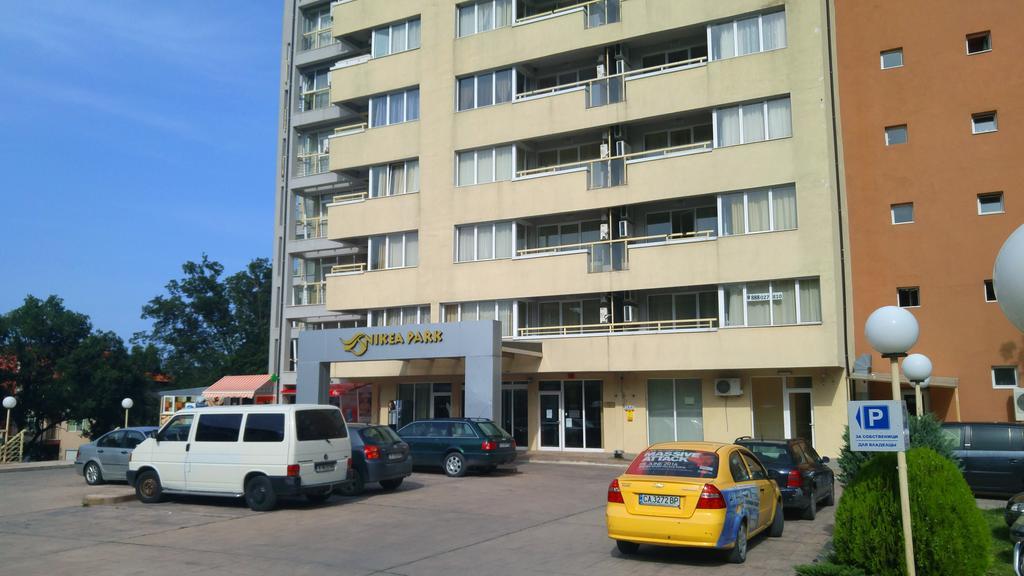 Europroperties Nikea Park Golden Sands Bagian luar foto