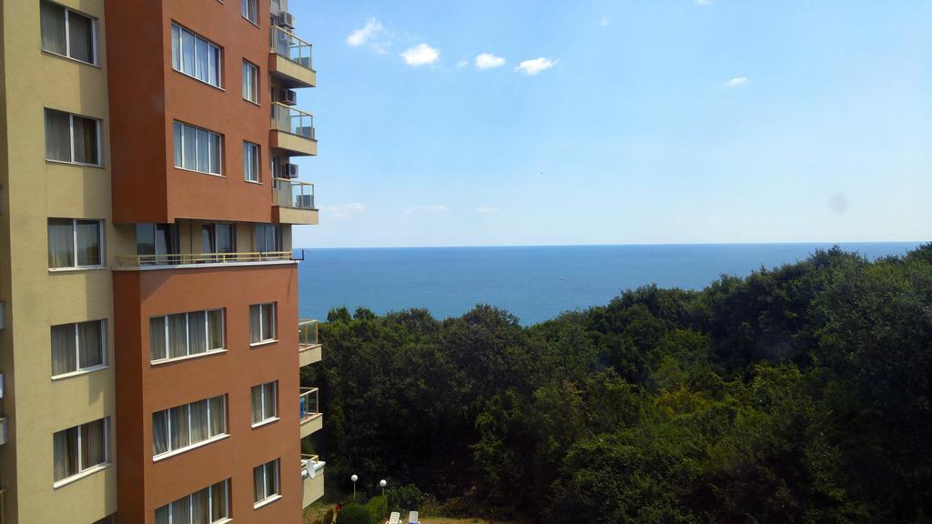 Europroperties Nikea Park Apartment Golden Sands Bagian luar foto